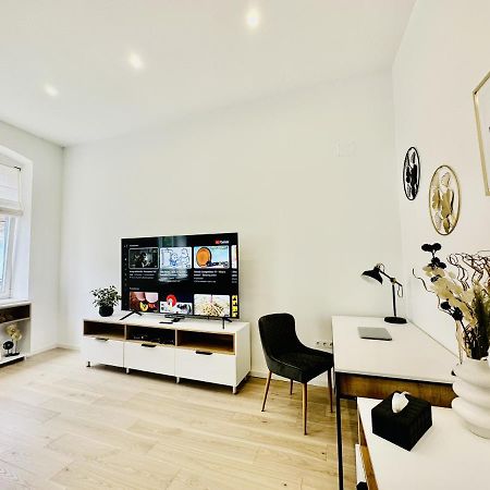 Clever Studio Near Central Shopping Center Cluj-Napoca Esterno foto